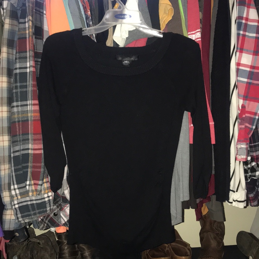 3/4 sleeve Black sweater